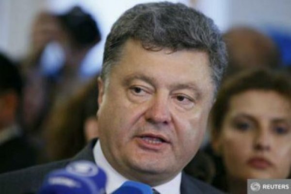 Băsescu: Îl contrazic pe Poroşenko fără drept de apel privind o posibilă incursiune a Rusiei în flancul estic al NATO